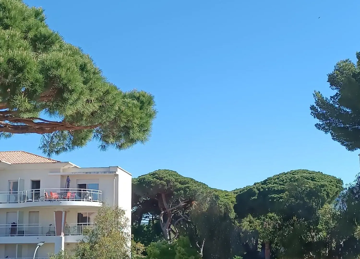 Appart Au Calme, Climatise, Avec Parking, 2 Pas Des Plages, Hyeres Le Port Apartment France